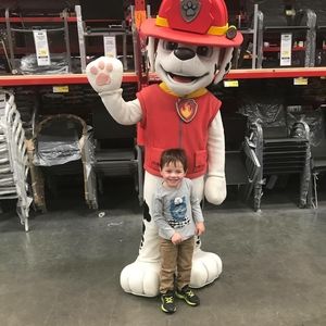 Meet your Posher, Elaine